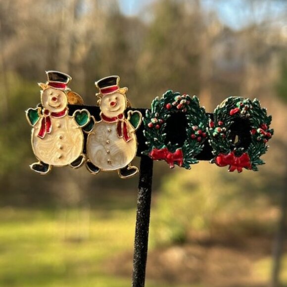 HOLIDAY🎄🎄DANECRAFT Snowman/ RODOX Wreath Enamel EARRINGS SET - Picture 4 of 6